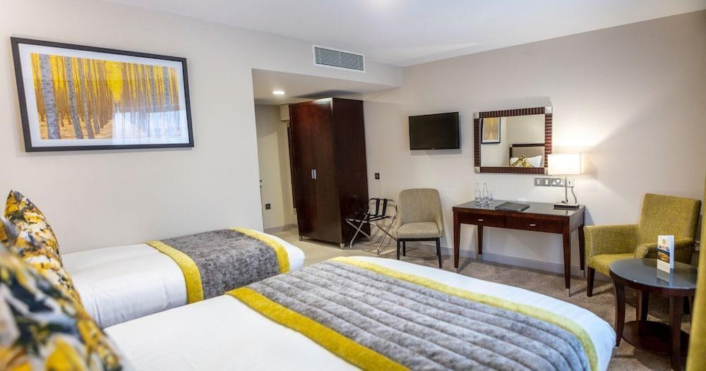 Mcgettigans Hotel Леттеркенні Екстер'єр фото