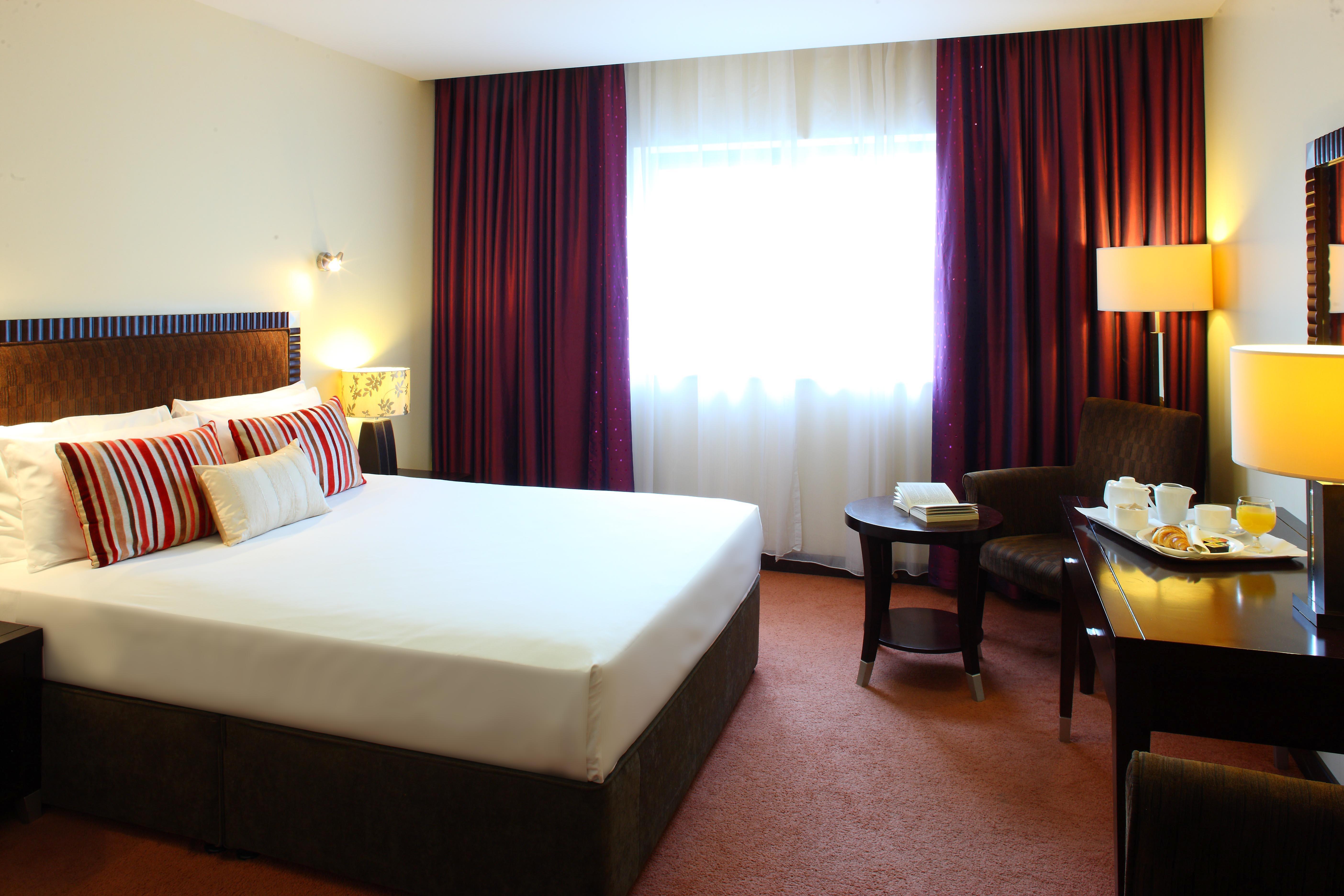 Mcgettigans Hotel Леттеркенні Екстер'єр фото